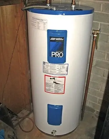 Hot water tank installation